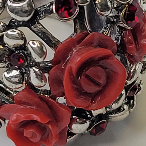 Vintage Red Floral Filigree Ring Silver Tone with Crystals - Picture 9 of 13